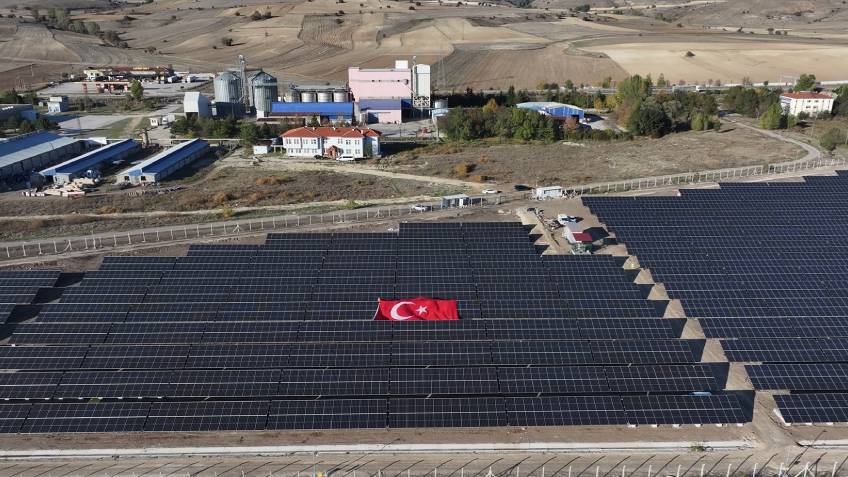 Aytaç’ın Güneş Enerjisi Santrali, Yıldız Holding’in Yeşil Dönüşümüne Güç Katacak 